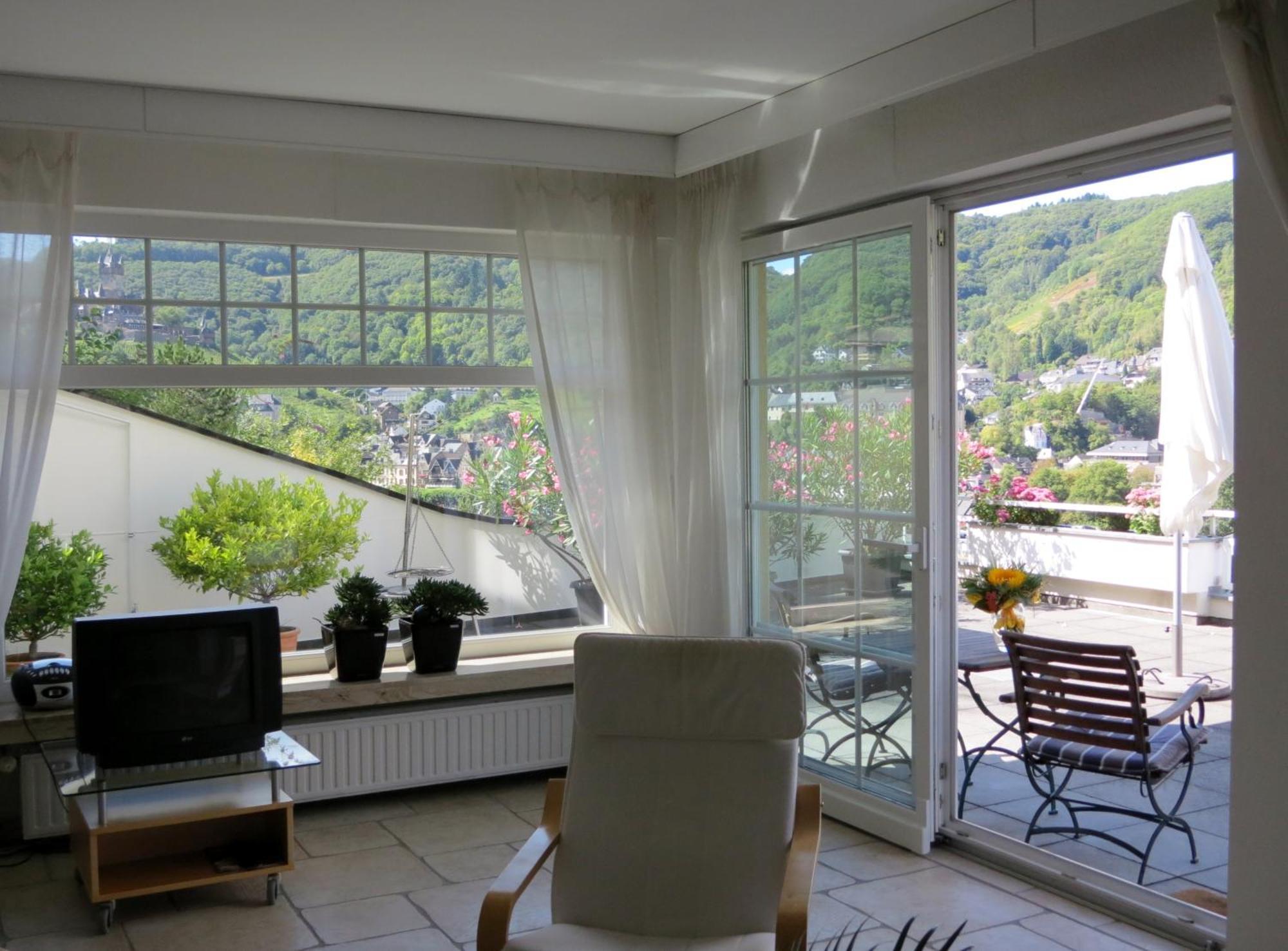 Ferienwohnung Berens Cochem Exterior foto